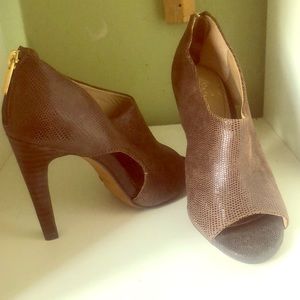 Selling these Isola heals